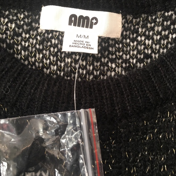 Winter group embroidered sweater size junior M/m - Picture 6 of 6